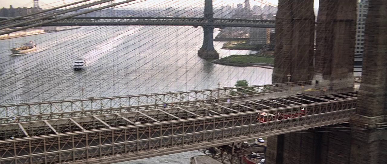 Fantastic Four (2005) BluRay Hindi + English 720p x264 AVC HE-AAC 2.0 ESub.mkv.0001